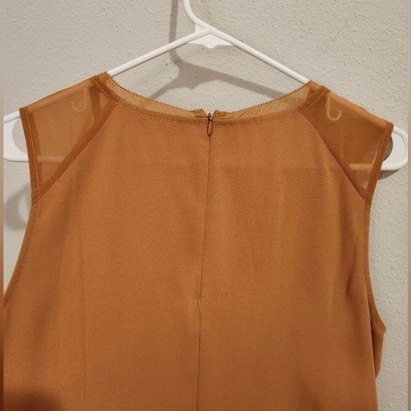 SOFT SURROUNDINGS Deep Tan Sheer Shoulders Tank Brand New! Size Medium - Picture 7 of 8